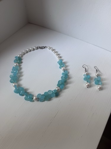 Perlenkette mit türkis
